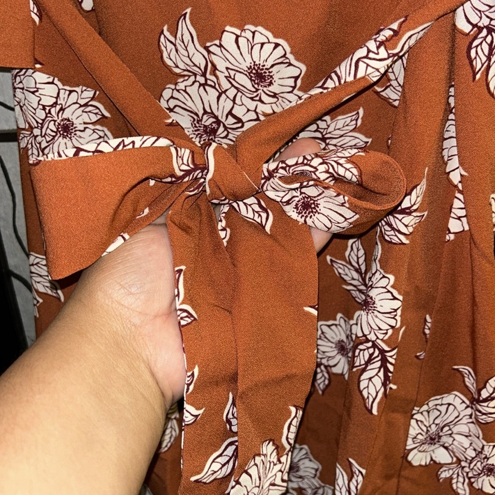 New Isabel Maternity Top Short Sleeve Pullover Short Sleeve Tie Orange Floral - Picture 6 of 11